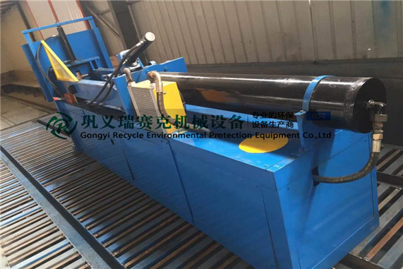 廢舊汽車(chē)輪胎單鉤拉絲機(jī)|輪胎撕碎機(jī)案例試機(jī)