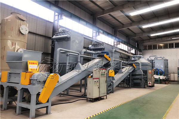 鋰電池卷心料撕碎機(jī)工廠視頻